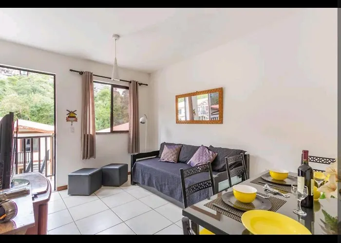 Studio Petropolis, Alameda Das Pedras