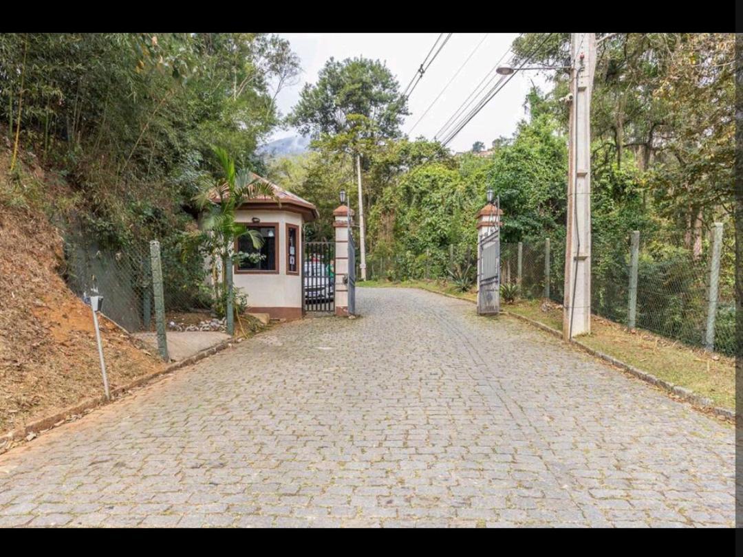 Petropolis, Alameda Pedras *